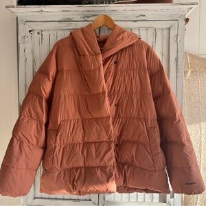 Luxurious Patagonia down puffer jacket sz XL lofty luxe coral salmon